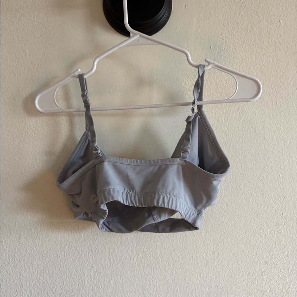 Fabletics Gray Sports Bra - Picture 2 of 3